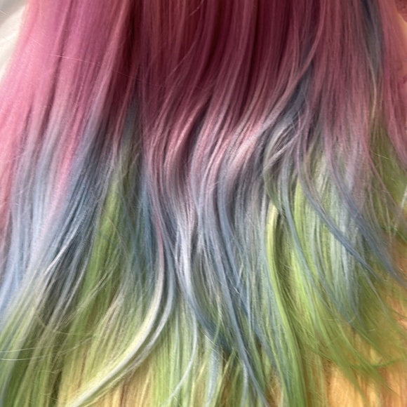 Lace front synthetic wig - Picture 9 of 14